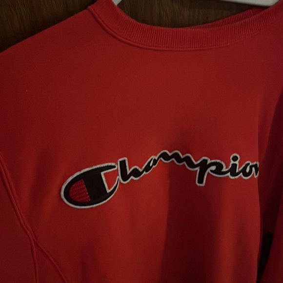 Red Champion Crew Neck - Picture 2 of 4
